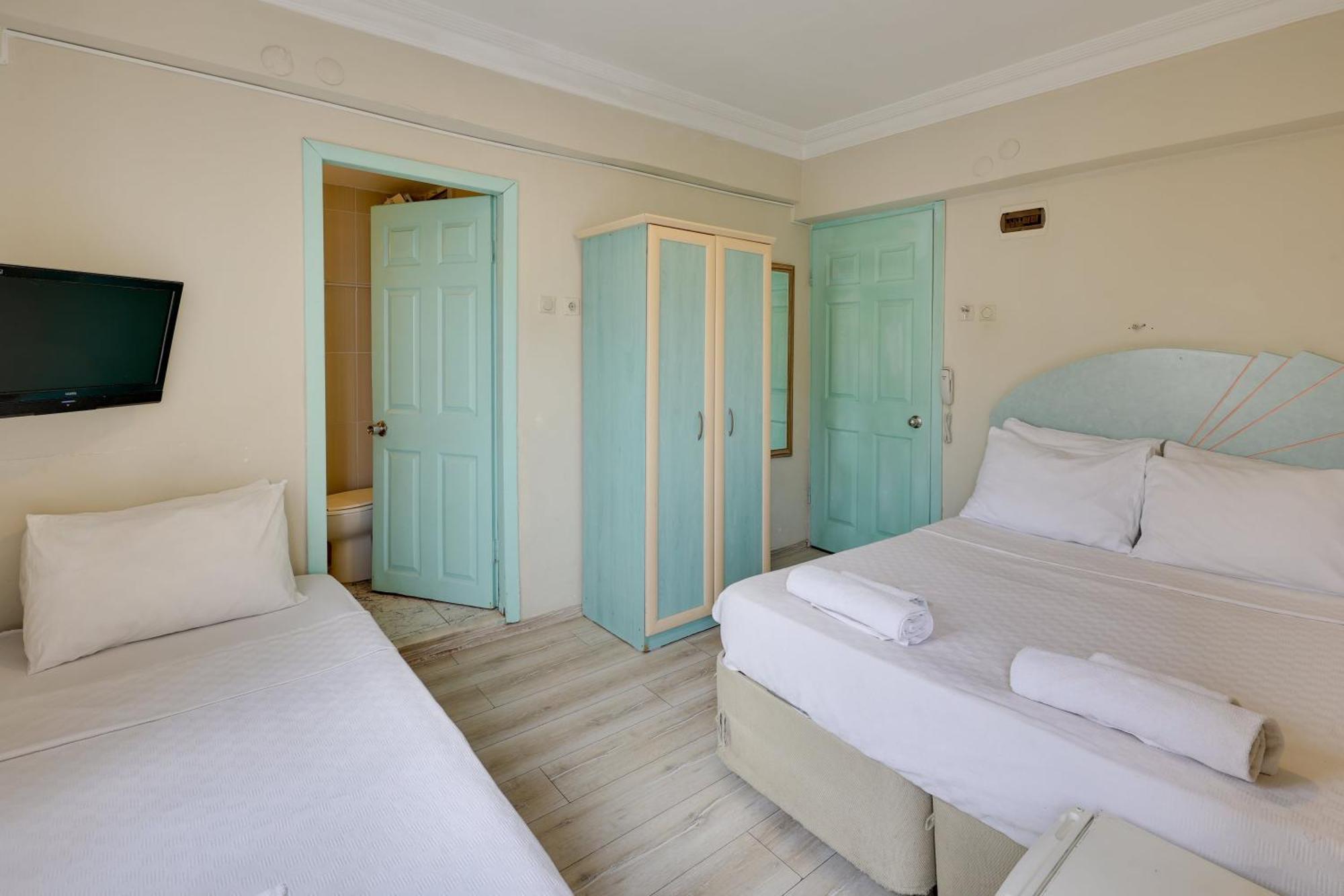 Hikmethan Otel Kuşadası Exterior photo