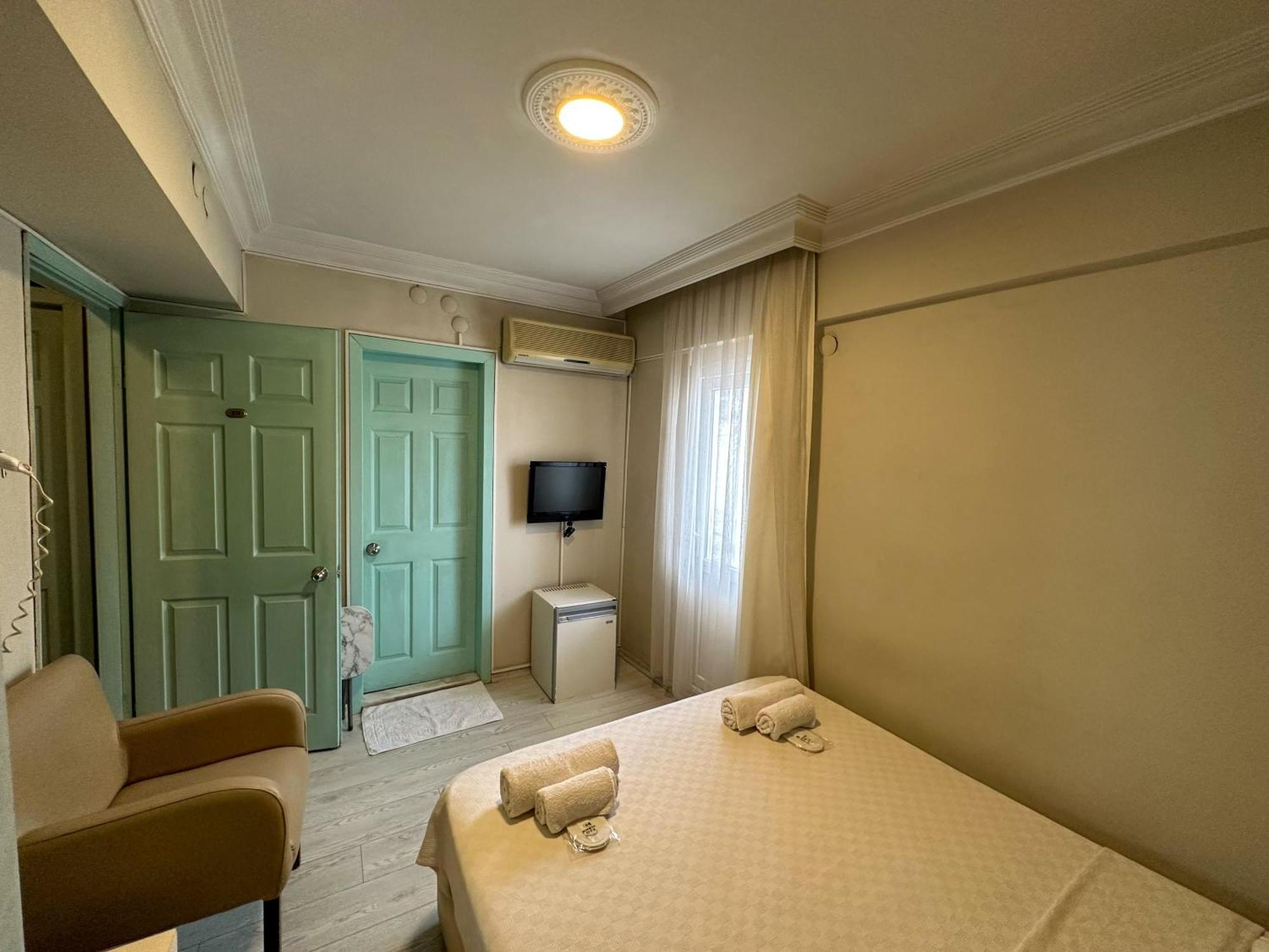 Hikmethan Otel Kuşadası Exterior photo