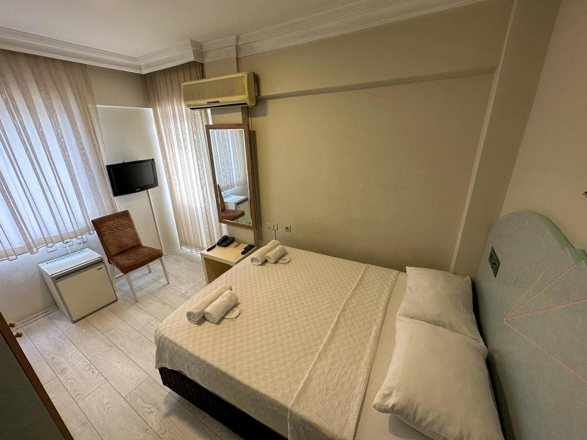 Hikmethan Otel Kuşadası Exterior photo